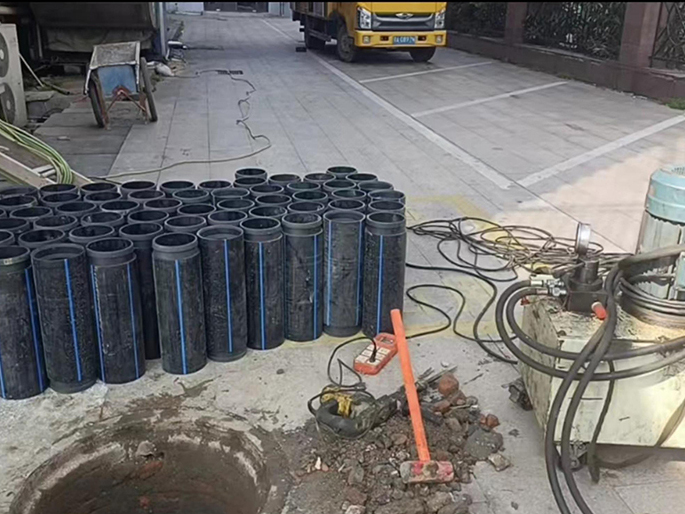 新州镇PE置换管厂家 DN315置换管 非开挖管短管置换